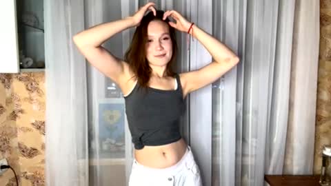 Snapshot of kallieboice chatting on 11/17/25, 03:18 Kallie online show from 11/17/25, 03:18