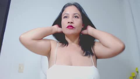 Hannah online show from 01/04/25, 04:23