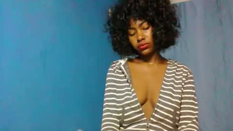 Snapshot of kalo19740341 chatting on 02/14/26, 01:30 kalo Marie2026 online show from 02/14/26, 01:30