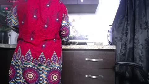 Snapshot of kalpananaisha_ chatting on 02/06/25, 10:04 Alisha online show from 02/06/25, 10:04