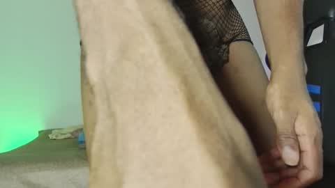 KALUANA URBANO online show from 03/25/26, 02:39