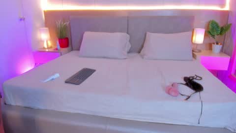 kalyx_lana online show from 12/16/25, 07:52