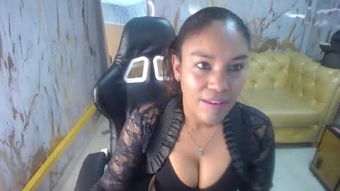 Kamala. Live 2100 - 600 online show from 11/09/25, 12:47