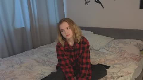 Emily online show from 05/11/26, 06:08