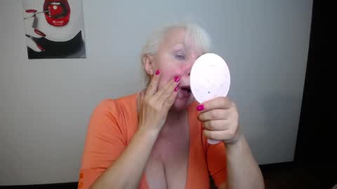 Snapshot of kamaliasim chatting on 05/25/26, 06:58 KamaliaSim online show from 05/25/26, 06:58