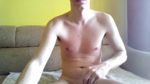 Snapshot of kambtm chatting on 02/17/25, 12:27 kambtm online show from 02/17/25, 12:27