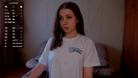 Snapshot of kami_mur chatting on 02/19/25, 12:44 Kami mur online show from 02/19/25, 12:44