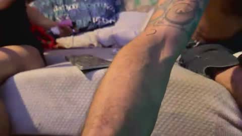 Snapshot of kamikazeozzy_juicylucee chatting on 02/12/26, 07:47 kamikazeozzy_juicylucee online show from 02/12/26, 07:47