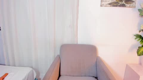 Snapshot of kamileblake chatting on 03/08/25, 02:08 online show from 03/08/25, 02:08