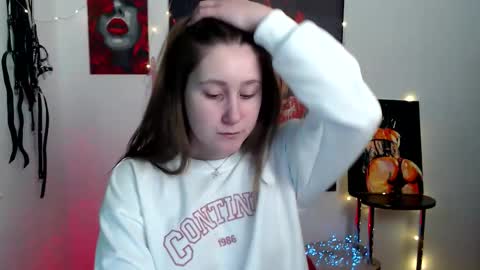 kamilla_love_ online show from 03/23/26, 01:48