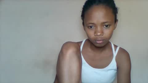 kamillah69 online show from 11/30/25, 08:40