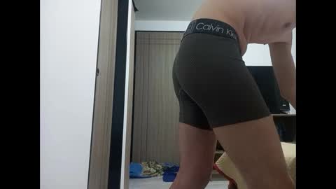 Snapshot of kamilo18655187 chatting on 12/03/24, 08:27 kamilo24 online show from 12/03/24, 08:27