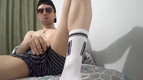 Snapshot of kamilo18655187 chatting on 01/10/25, 03:18 kamilo24 online show from 01/10/25, 03:18