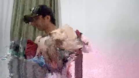 Snapshot of kamilo18655187 chatting on 02/19/25, 04:44 kamilo24 online show from 02/19/25, 04:44