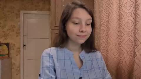 Mari  Simmons online show from 10/26/25, 06:19