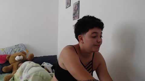 kammy   y   camila online show from 10/25/25, 07:41