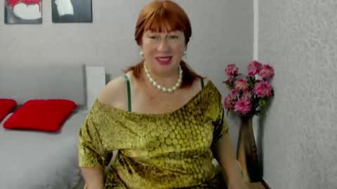 Snapshot of kanareika chatting on 10/12/25, 10:03 kanareika online show from 10/12/25, 10:03