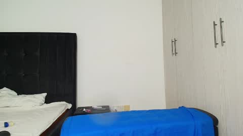 kandy_sweetss online show from 04/19/26, 07:27