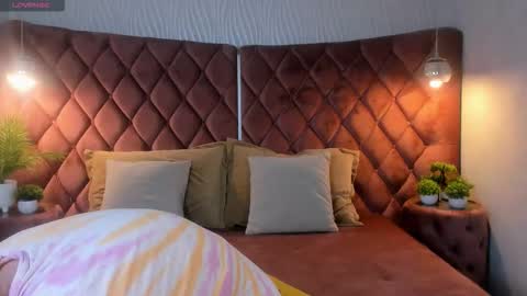 Snapshot of kane_wolfs chatting on 10/05/25, 01:20 Kane online show from 10/05/25, 01:20