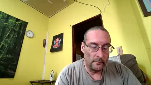 kansasfarmer1 online show from 12/19/25, 03:52