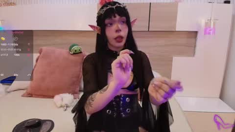 kaoriabyss online show from 11/24/25, 09:36