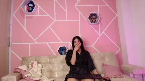 Snapshot of kaoriille chatting on 01/21/25, 04:10 kaoriille online show from 01/21/25, 04:10