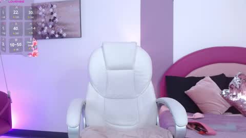 kaoryy_1 online show from 04/02/26, 12:03