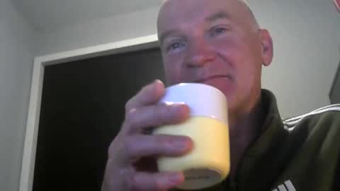 Robbie online show from 11/24/25, 06:13