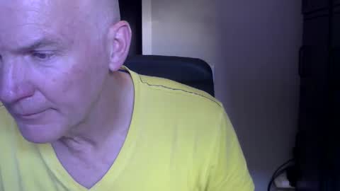 Robbie online show from 04/26/26, 06:27