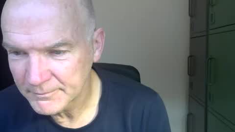 Robbie online show from 05/17/26, 05:05