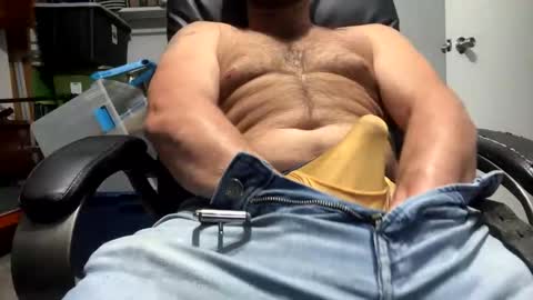 Snapshot of kaptainsmok36 chatting on 11/12/25, 04:18 kaptainsmok36 online show from 11/12/25, 04:18