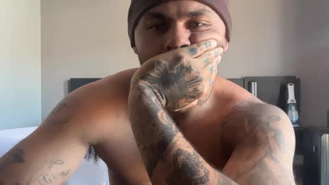 kaptanhook9 online show from 03/18/26, 09:07