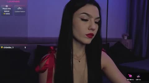 Snapshot of kara_life chatting on 10/10/25, 02:32 kara_life online show from 10/10/25, 02:32