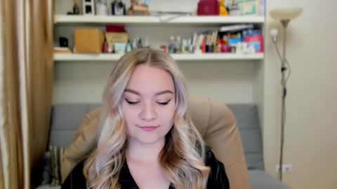 Kara. Off from 15th till 24th of December online show from 11/01/25, 11:07