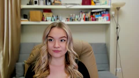 Kara. Off from 15th till 24th of December online show from 11/06/25, 11:59