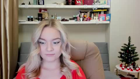 Snapshot of kara_smith_ chatting on 01/10/26, 11:53 Kara. Off from 15th till 24th of December online show from 01/10/26, 11:53