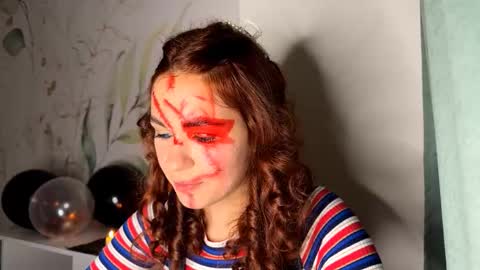 kareentrueax online show from 10/31/25, 06:53