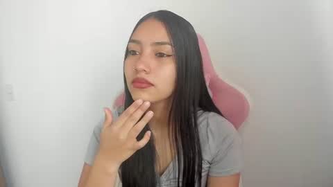 Snapshot of karely_sweet_ chatting on 06/19/26, 01:59 karely_sweet_ online show from 06/19/26, 01:59