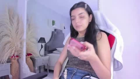 Karely online show from 04/23/26, 02:08