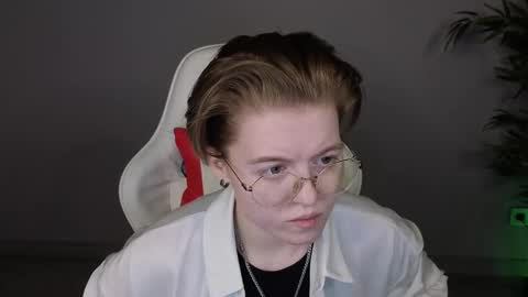 Karen online show from 03/20/26, 09:25