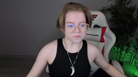 Karen online show from 03/21/26, 01:43