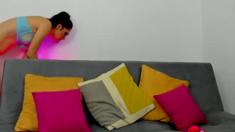 Karen online show from 03/27/26, 12:05