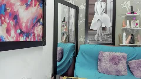 Snapshot of karenbis chatting on 02/28/26, 09:38 Karen online show from 02/28/26, 09:38