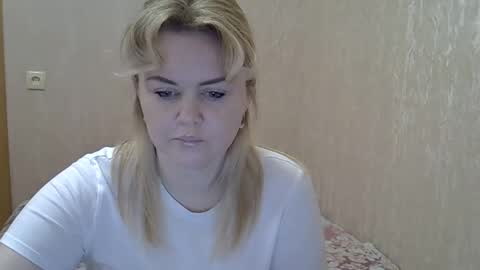 karennelsonx online show from 01/14/25, 09:51