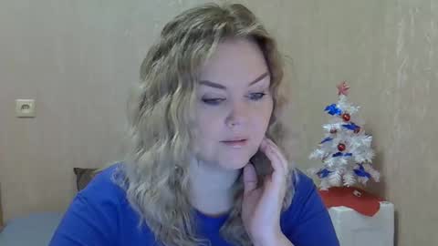 karennelsonx online show from 12/21/25, 09:16