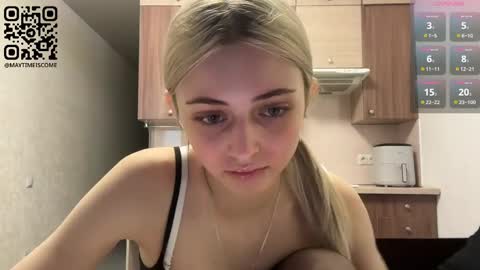 Snapshot of karensimilton chatting on 06/03/26, 03:17 May online show from 06/03/26, 03:17