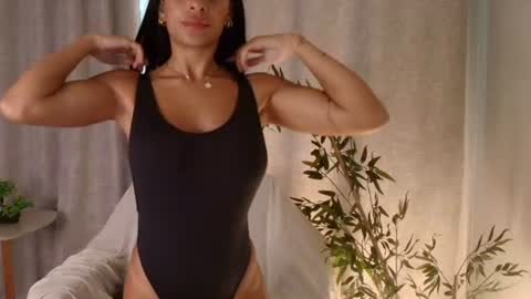 Snapshot of kari_brooks chatting on 06/19/26, 11:14 kari_brooks online show from 06/19/26, 11:14