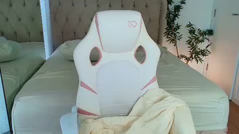 Snapshot of kari_brooks chatting on 07/25/26, 11:41 kari_brooks online show from 07/25/26, 11:41