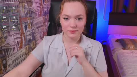 Snapshot of kari_lunna chatting on 02/01/25, 03:41 Karoline online show from 02/01/25, 03:41