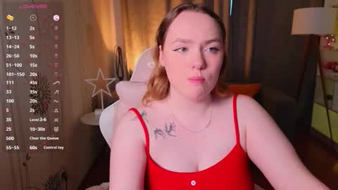 Snapshot of kari_lunna chatting on 09/10/25, 03:28 Karoline online show from 09/10/25, 03:28